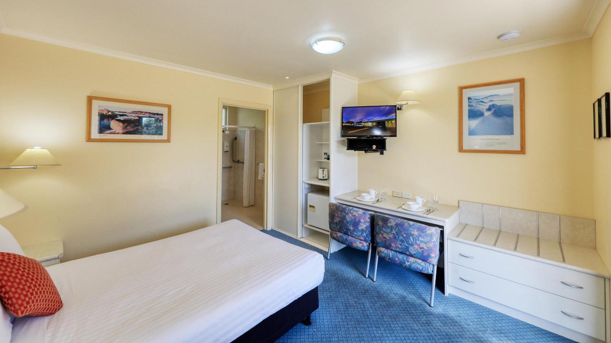 Comfort Inn Devonport Exterior photo