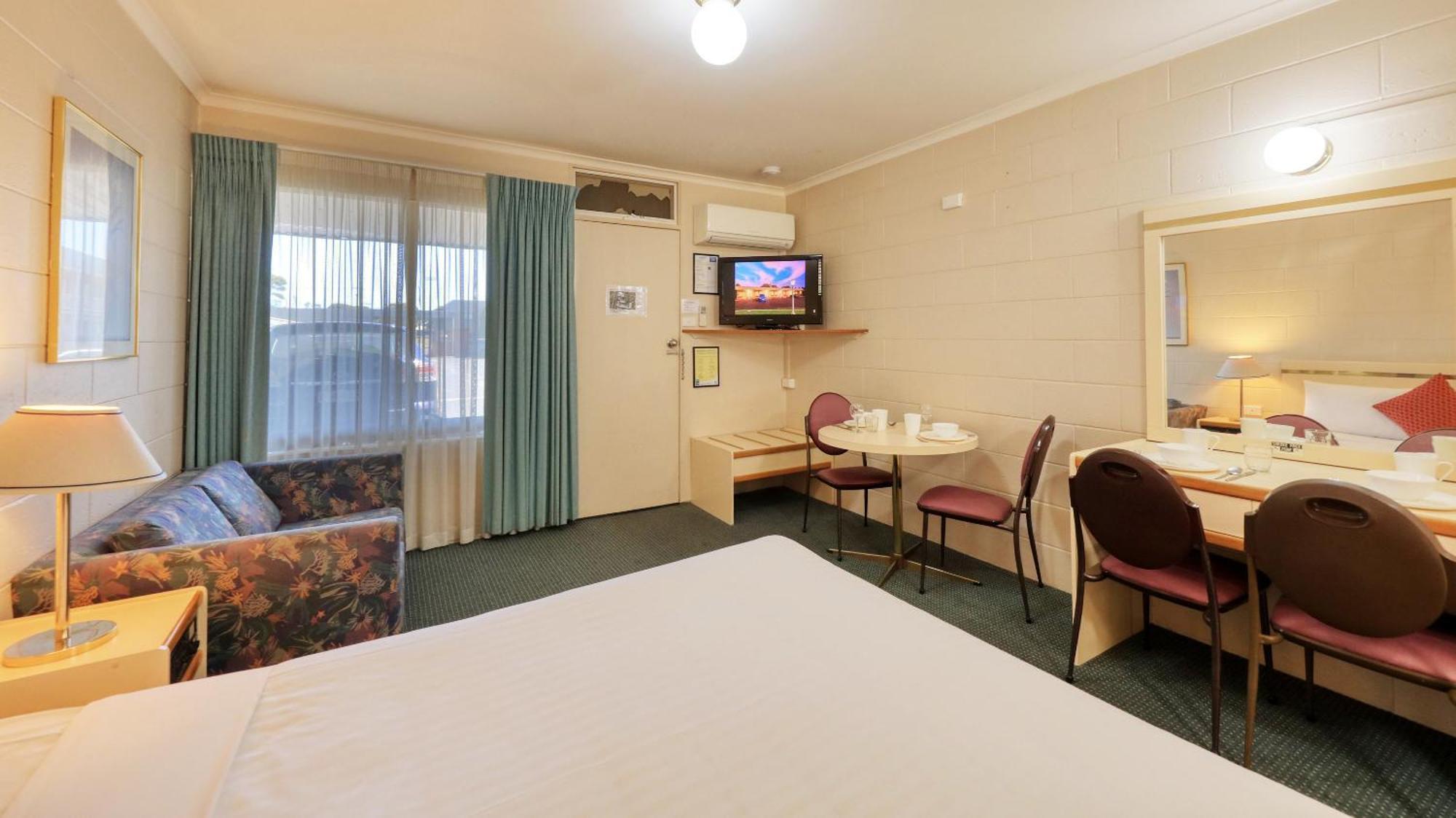 Comfort Inn Devonport Exterior photo